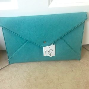 BP envelope clutch